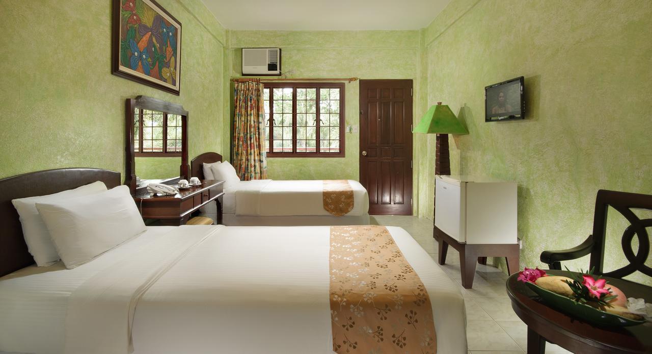 Flushing Meadows Resorts & Playground Panglao Exterior foto