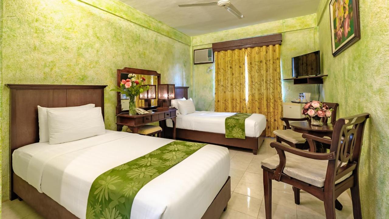 Flushing Meadows Resorts & Playground Panglao Exterior foto